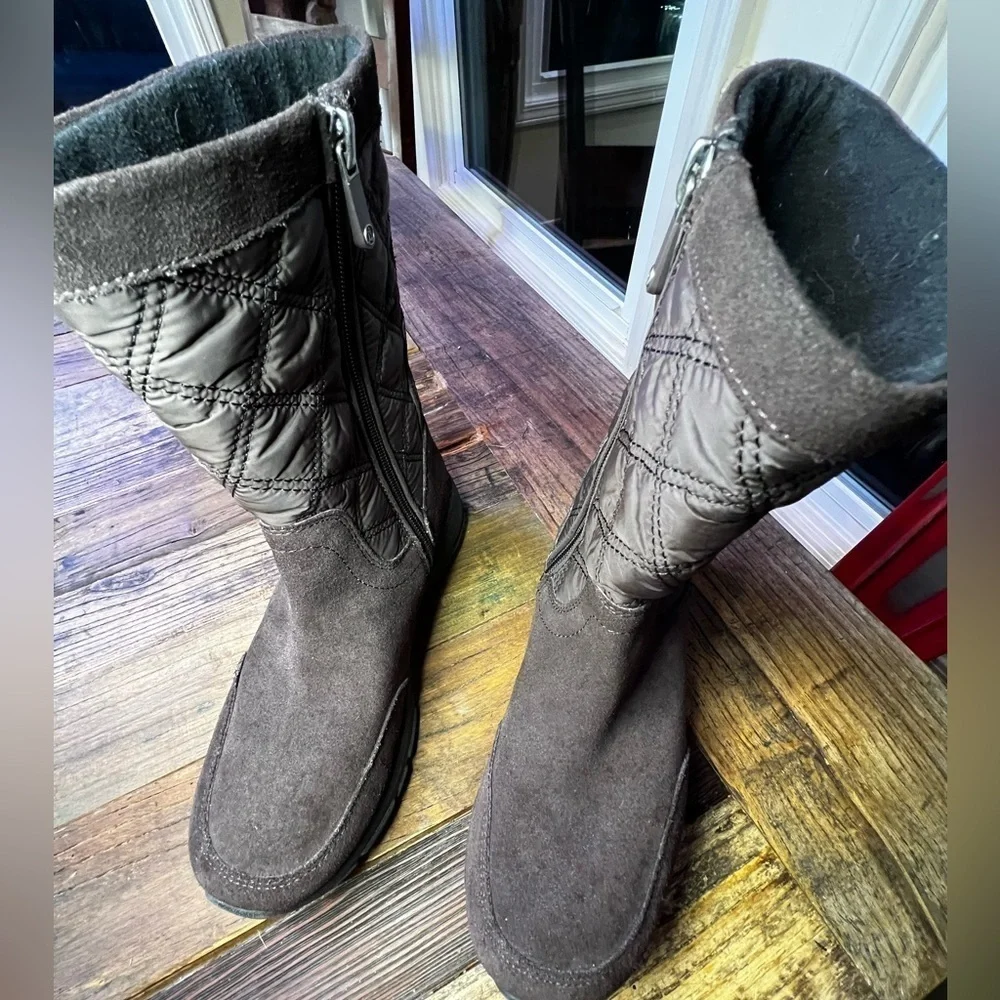 Lands End Women's Quilted Suede All weather Boots 